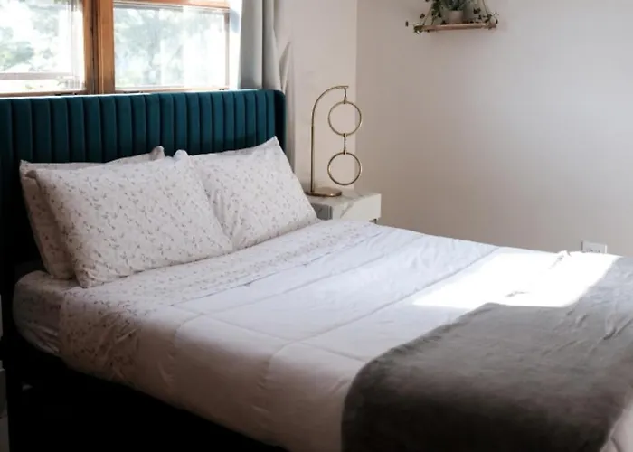 Apartment 3br Modern • Gym • Workspace • Quiet Location
